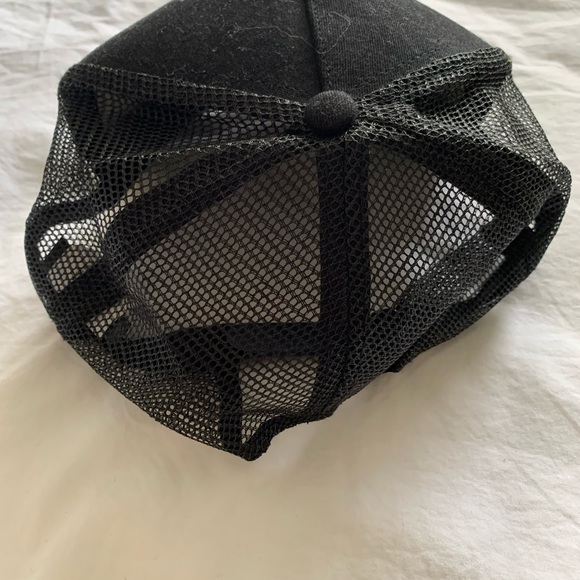 Mickey Mouse cap - Picture 3 of 4